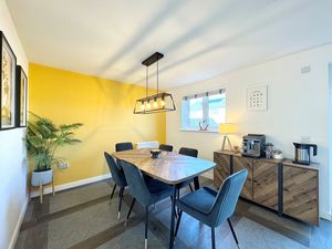 Photo 19- click for photo gallery